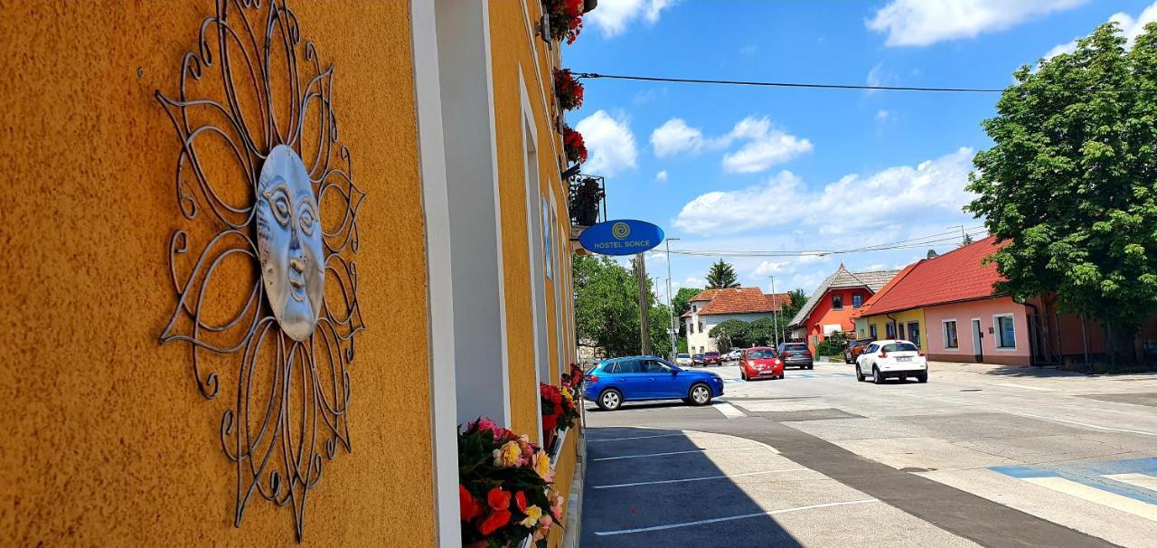 Hostel Sonce Птуй Екстериор снимка