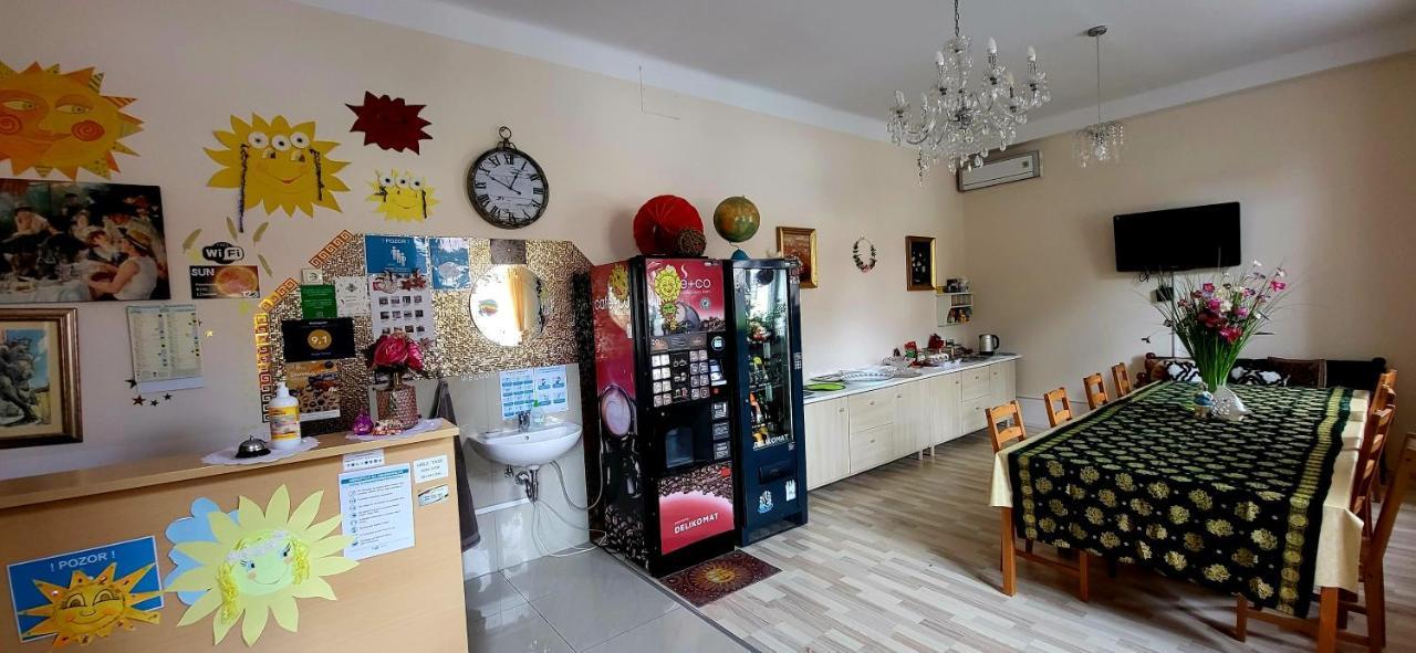 Hostel Sonce Птуй Екстериор снимка