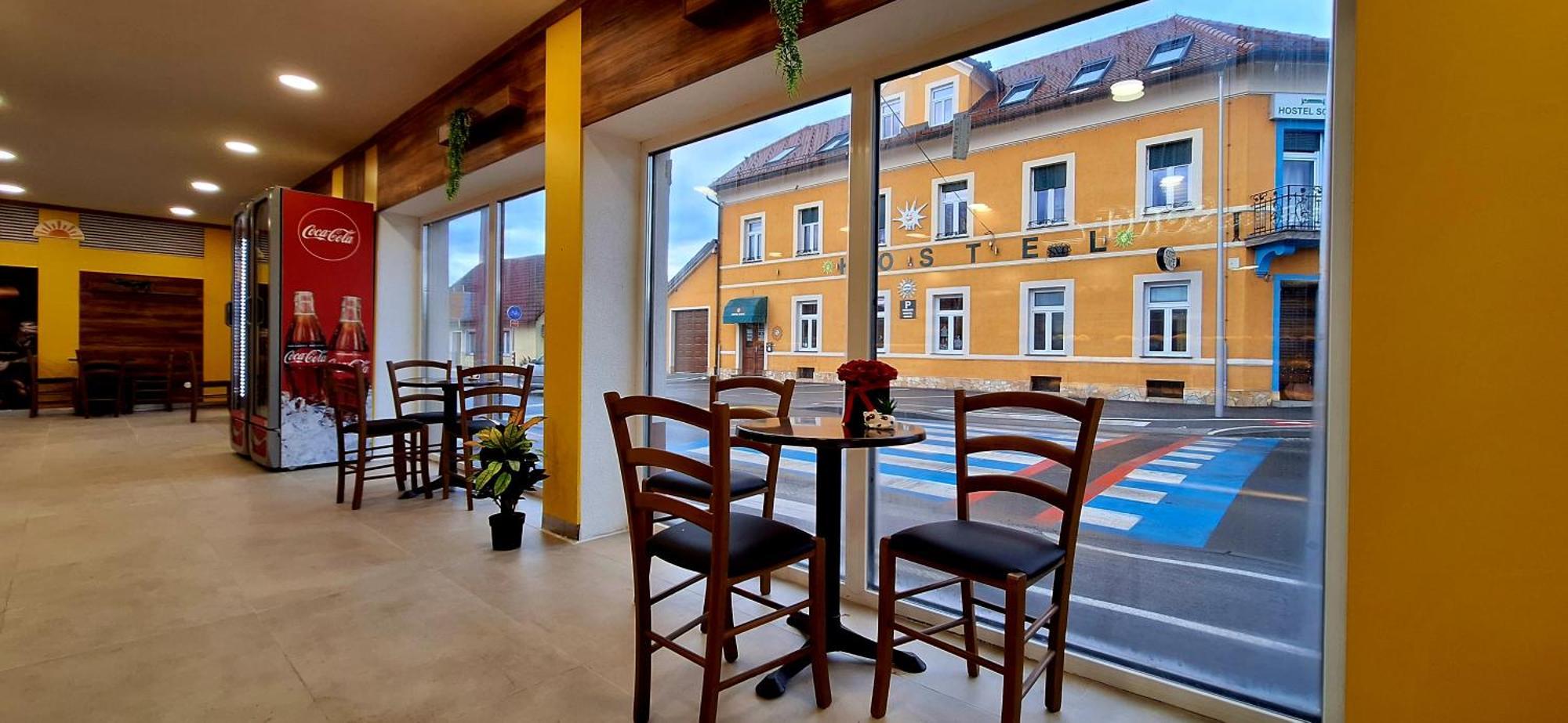 Hostel Sonce Птуй Екстериор снимка